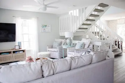 Image de Sea You Soon Ami Designer Villa, Holmes Beach, September Sale