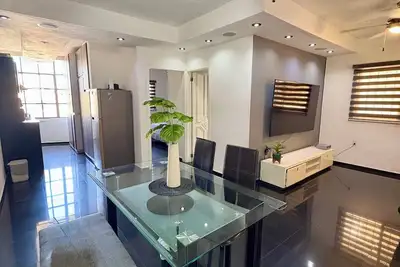 Image de Apartment 1 min from Zh, Swimming pool, parking, best location