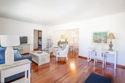 Image de The Hibiscus Haven~ centrally located near hospital/ downtown Stuart