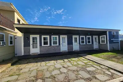 Image de G St Inn Unit 3 Charming 1-bedroom apartment in welcoming Hampton with Ac, WiFi