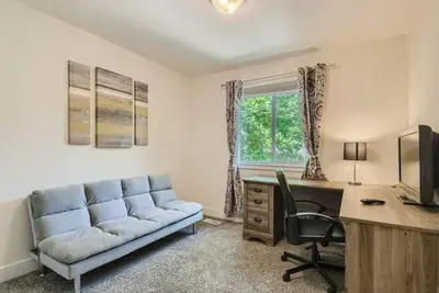 Image de Spacious 3 Bedroom w/ Dedicated Office