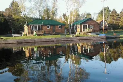 Image de Moose River Cabin 2 - Firefly