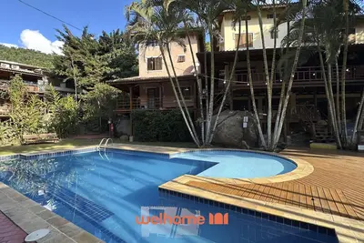 Image de Casa em Ilhabela com Piscina e Vista para Montanha
