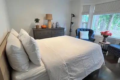 Image de Charming Guesthouse Retreat - Calm Mornings, Cozy Nights!