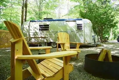 Image de Stylish Airstream Stay | Close to Tobermory Grotto