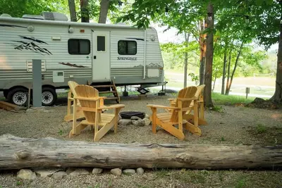 Image de Family Glamping Rv • Springdale Retreat Tobermory