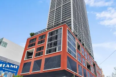 Image de Luxury 40th floor Modern Condo 2bd Downtown Miami