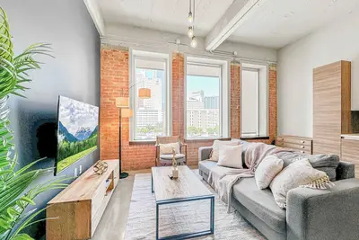 Image de Elegant 1bd | Dt Dallas | Sleeps 8 | Free Parking