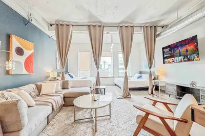 Image de Elegant 2bd | Dt Dallas | Sleeps 6 | Free Parking