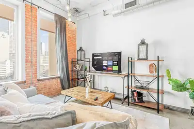 Image de Elegant 2bd | Dt Dallas | Sleeps 6 | Free Parking