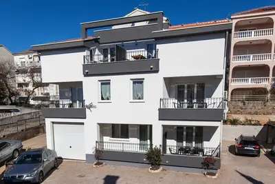 Image de Beachfront Apartments for Relaxing Getaways in Crikvenica - One Bedroom Apartment 1