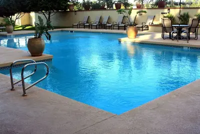 Image de 2 Queens at Crowne Plaza Phoenix Airport with Pool & Free Shuttle Service