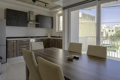 Image de Modern 3br Retreat | Spacious & Stylish