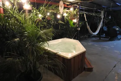 Image de Charming 2-bedroom beach house in Cr's only Blue Zone with Ac, WiFi and Jacuzzi.