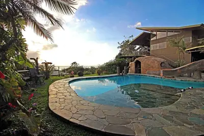 Image de Spectacular Volcano and Lake Views, Peaceful Jungle Oasis!