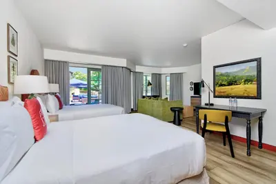 Image de Serene Room with Outdoor Pool & Free Parking, Near Silicon Valley