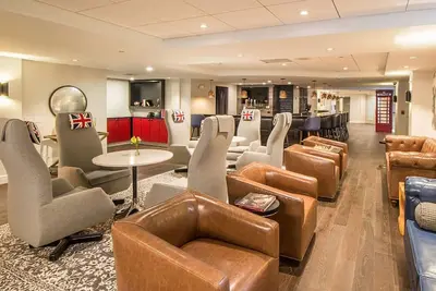 Image de Relaxing Room with Vintage Style Close to Union Square & Cable Cars
