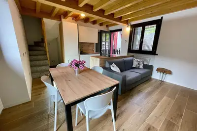 Image de Appartement 'Sogno' avec vue sur les montagnes, balcon et Wi-Fi