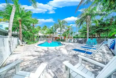 Image de Tropical Paradise+ Pool & Patio!