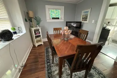 Image de Akron Budget Friendly 4 Bedroom