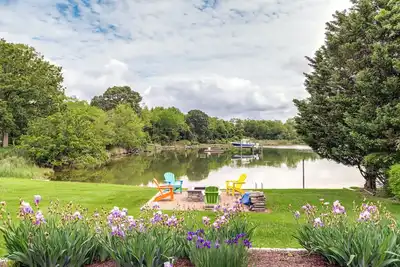 Image de On-Site Boat Dock: Queenstown Home w/ Pool & Yard!