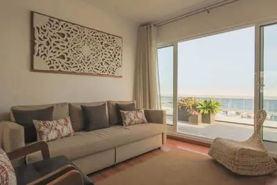 Image de GuestReady - Marina view top floor with terrace