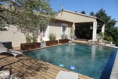 Image de Piscine à débordement