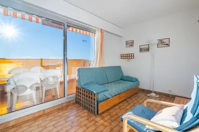 Image de Appartement pour 6 avec Wi-Fi et vue mer Ă Roquebrune-Cap-Martin