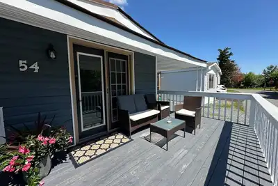 Image de Updated and Comfortable Trailer in West Oc!