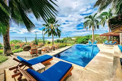 Image de Vista Azul - Oceanfront with incredible views in Playa Negra with WiFi and Ac!