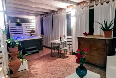 Image de FalcoBianco GuestHouse / Wine&Jacuzzi in Montefalco