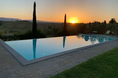Image de Il Noce Peaceful Tuscan Haven with Pool and Views