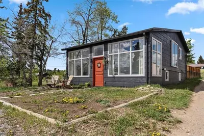 Image de 3 Bed/2Bath Pet Friendly Home, 3 Blocks from Front Street, in Fairplay - Hidden Gem