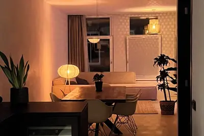 Image de Scenic, central, and connected: Amsterdam at your doorstep.