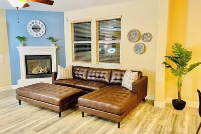 Image de Pet Ok South Reno W/Great AC5TVs/sleeps 16