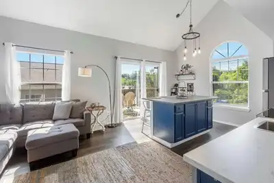 Image de The Lazy Loft - Stay for 4!