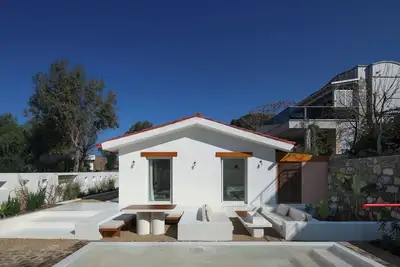 Image de 73 Yalikavak — Reimagined Village Villa with Ac, WiFi & Plunge Pool
