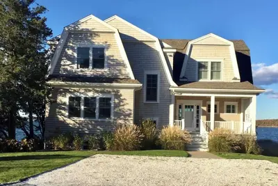 Image de Megansett Harbor Home! Sleeps 10