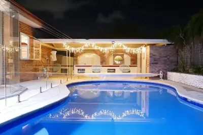 Image de Peaceful 4-bed Concord escape with private pool