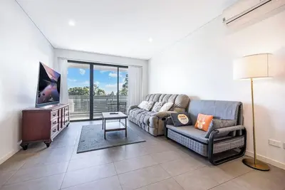 Image de Homebush 2-bedroom apartment with lift & free park