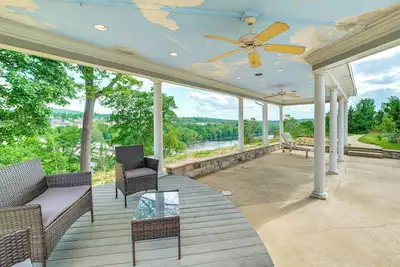 Image de 9-Acre New River Retreat Near Radford University