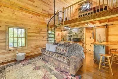 Image de Escape to Nature: Secluded McDonough Cabin!