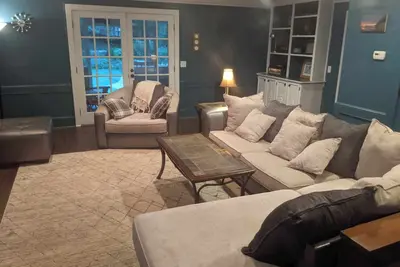 Image de Charming 3-bedroom house with in ground Pool, in Suwanee