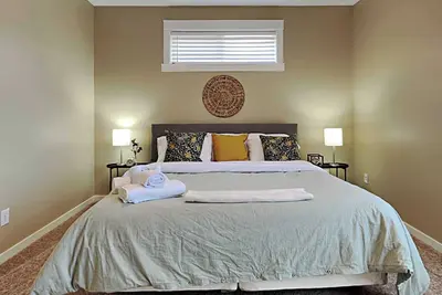 Image de Mins to Downtown & Raceway! Rookwood Retreat 1