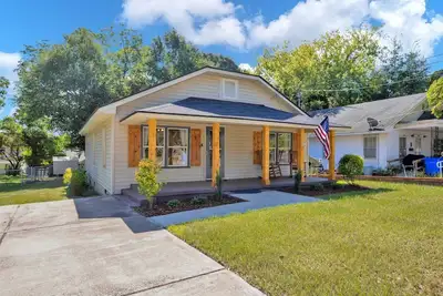 Image de Close to Downtown & Fort Bragg- The Precious Pearl