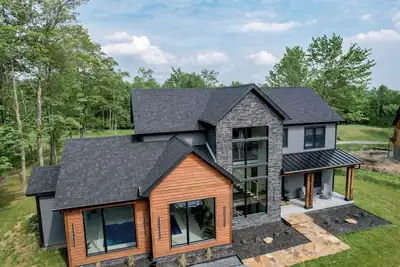 Image de New and Amazing: Golf Home with Private Indoor Pool!