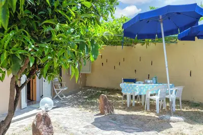 Image de Appartement 'In Villa Sul Mare 2' avec terrasse privée, jardin privé et Wi-Fi