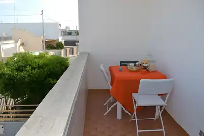 Image de Maison de vacances 'Casa Bichi X 4 A San Foca' avec balcon
