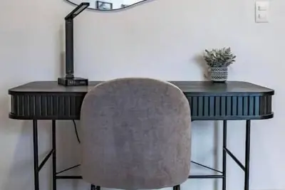 Image de Modern Apt. on 17th Floor! 20 minutes to Airport!