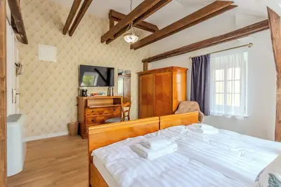 Image de Fulop Panzio-Goldenrod Room, Révfülöp, Hungary